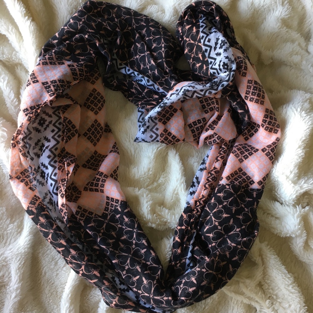 Cutest infinity scarf